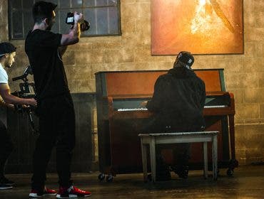 Shooting music video feature
