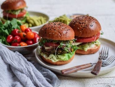 FoodbyMaria burger food photography