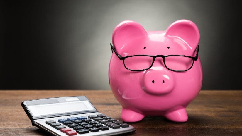 budgeting piggy bank