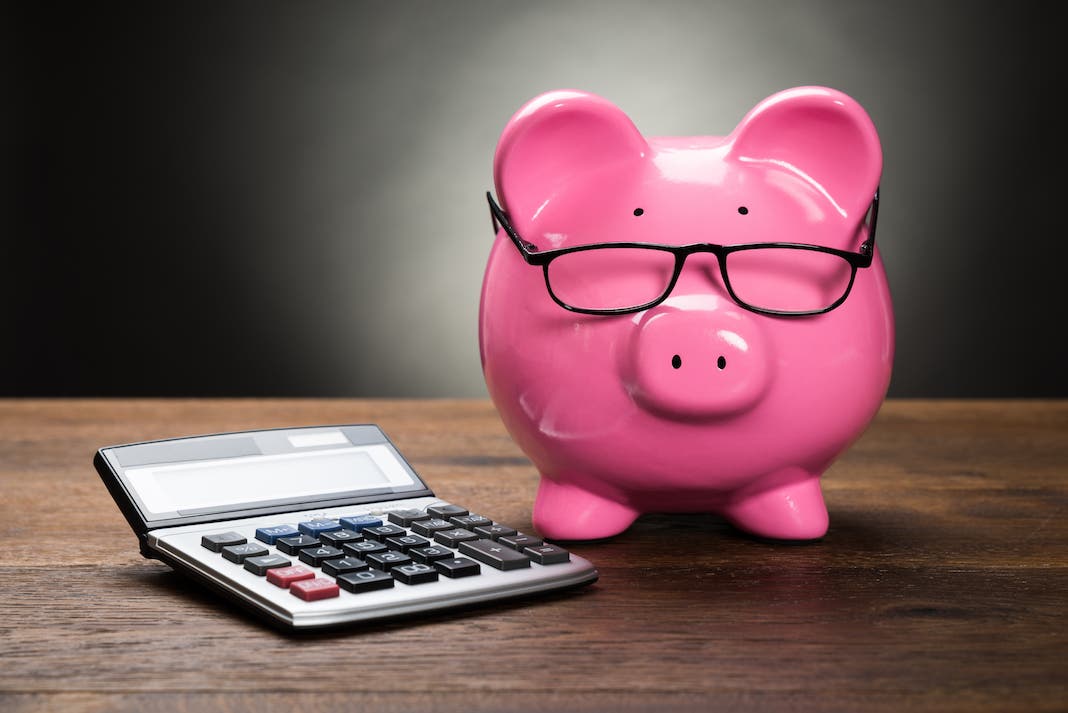 budgeting piggy bank