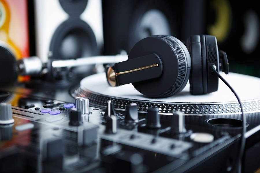 DJ headphones on turntables