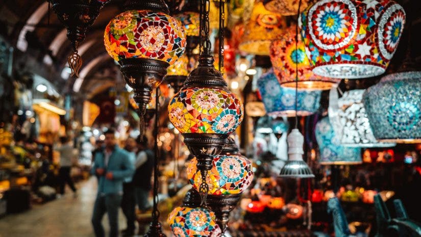 Grand Bazaar istanbul (Photo by Eren Sarigul)