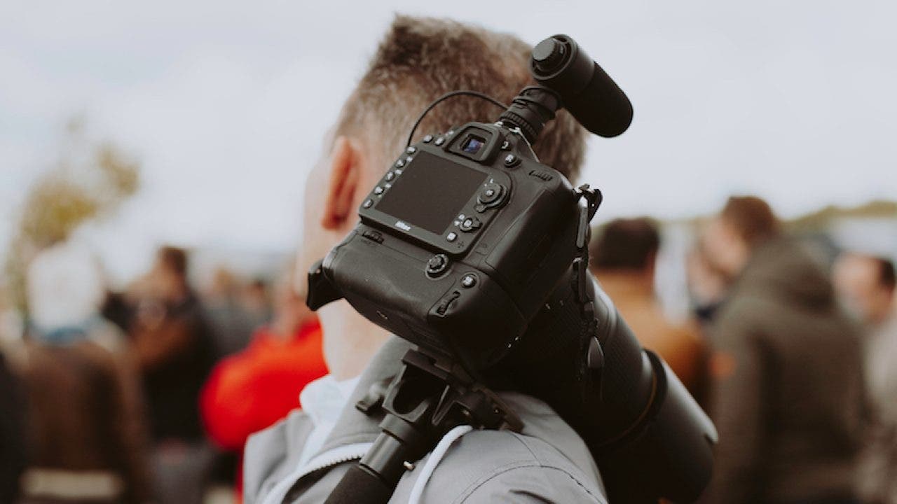 monopod for wedding videography