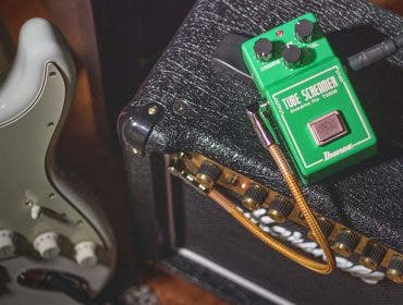 Guitar pedal feature