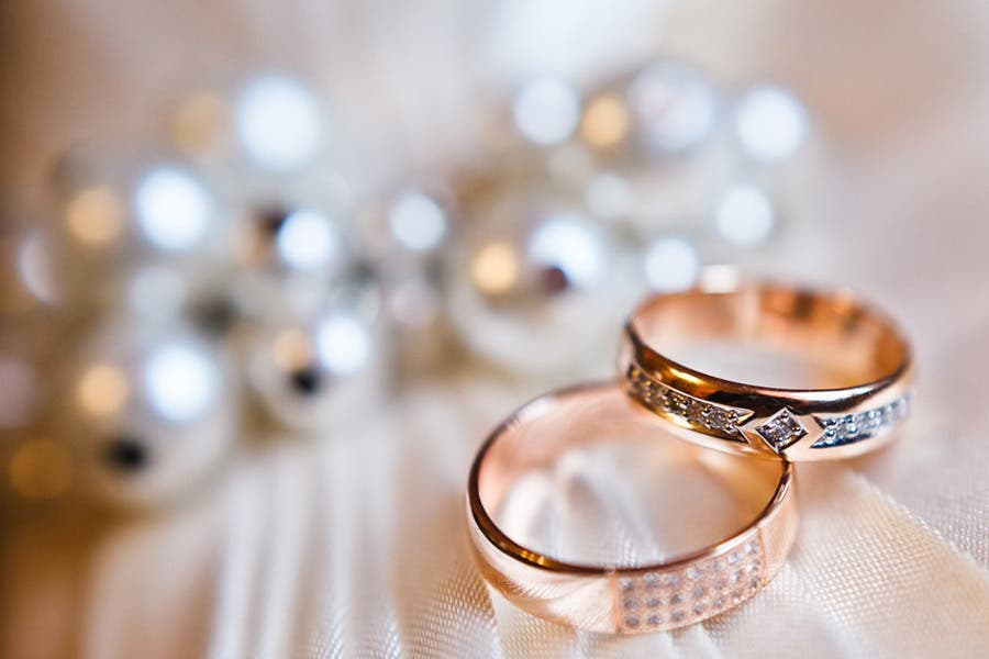 rose gold wedding rings