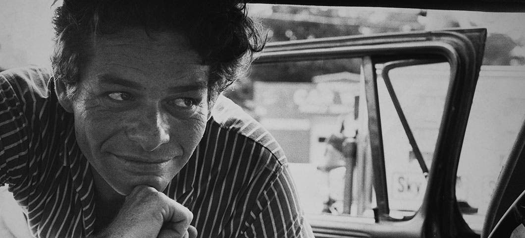 Portrait of Garry Winogrand. Photograph by Judy Teller. Courtesy of Greenwich Entertainment