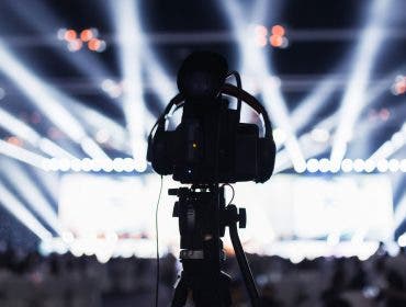 camera streaming live concert