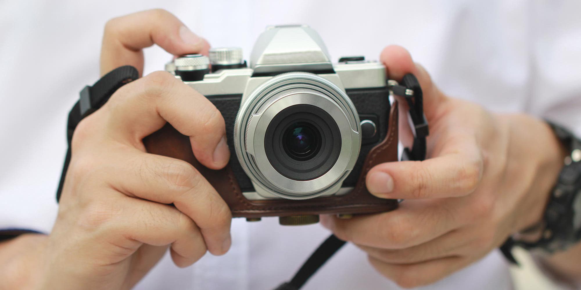 What Is the Best Mirrorless Camera for Beginners? ALC