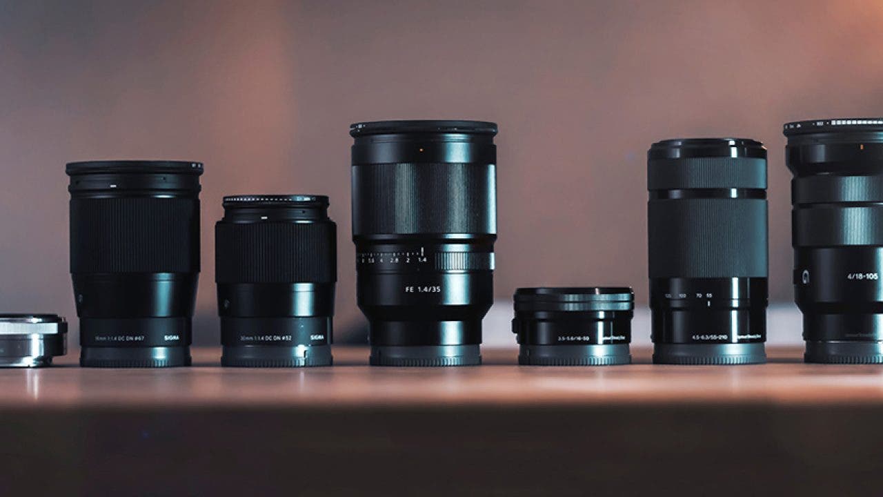 fixed telephoto lens