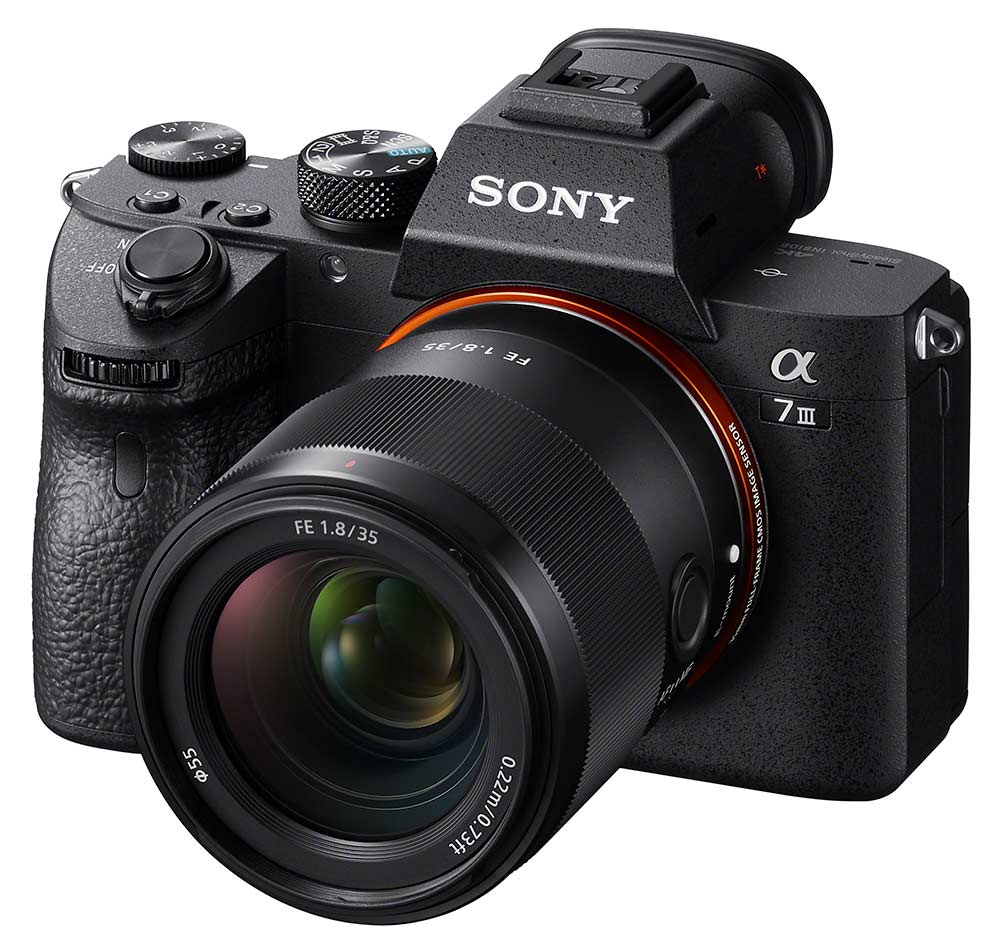 Sony FE 35mm f/1.8 Wide-Angle E-Mount Lens
