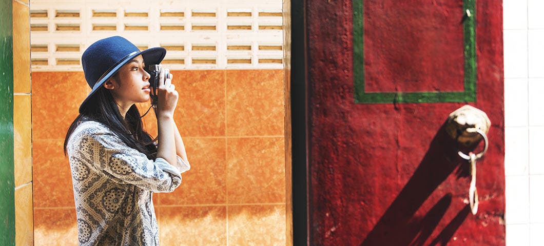 woman street photography contest