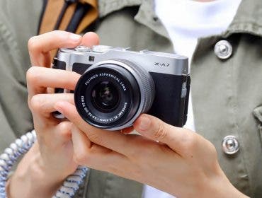 FUJIFILM X-A7
