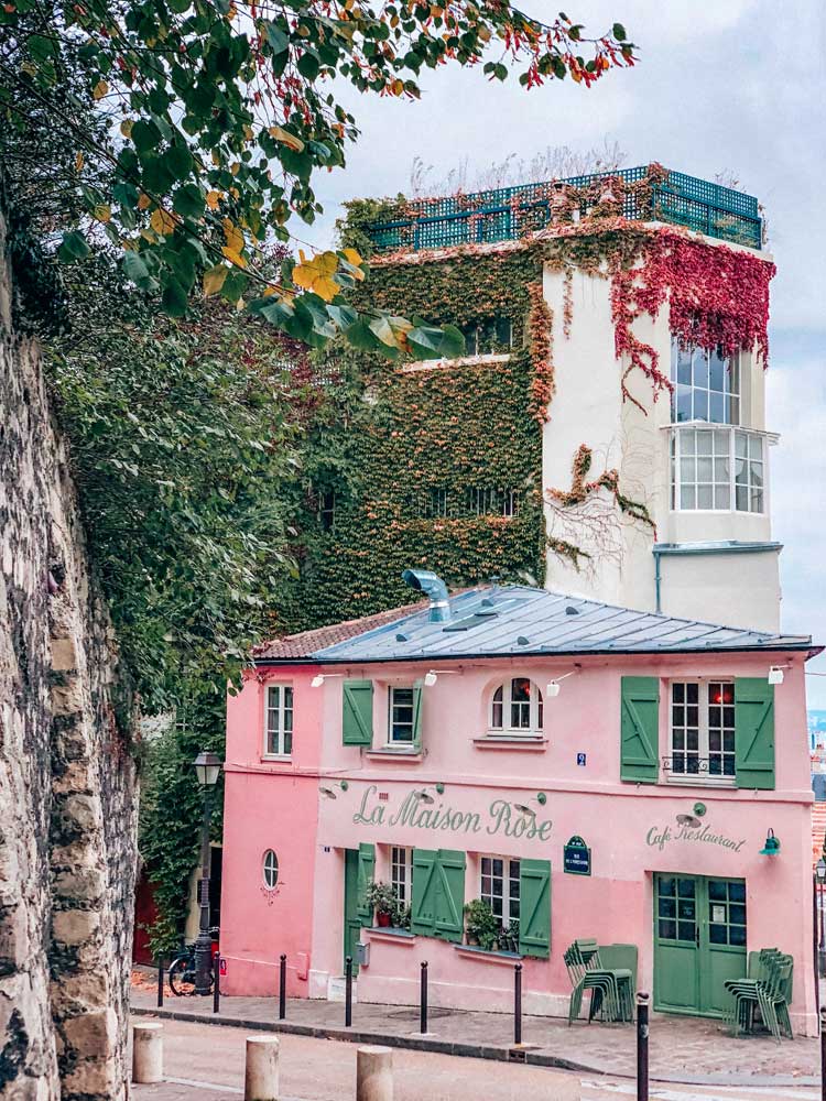 Montmartre paris Nastasia Yakoub/Dame Traveler