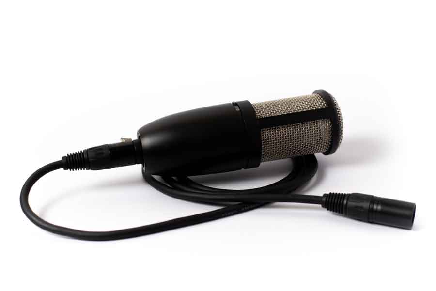 phantom power microphone