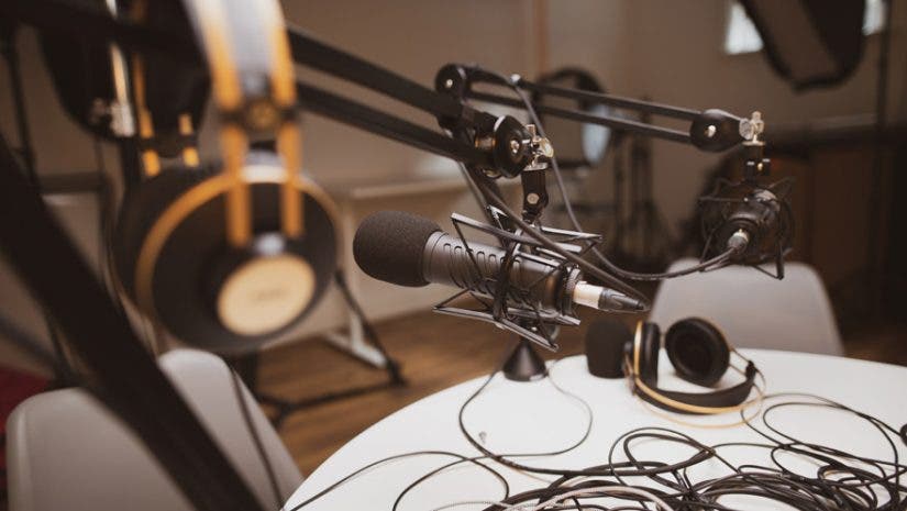 microphone podcasting