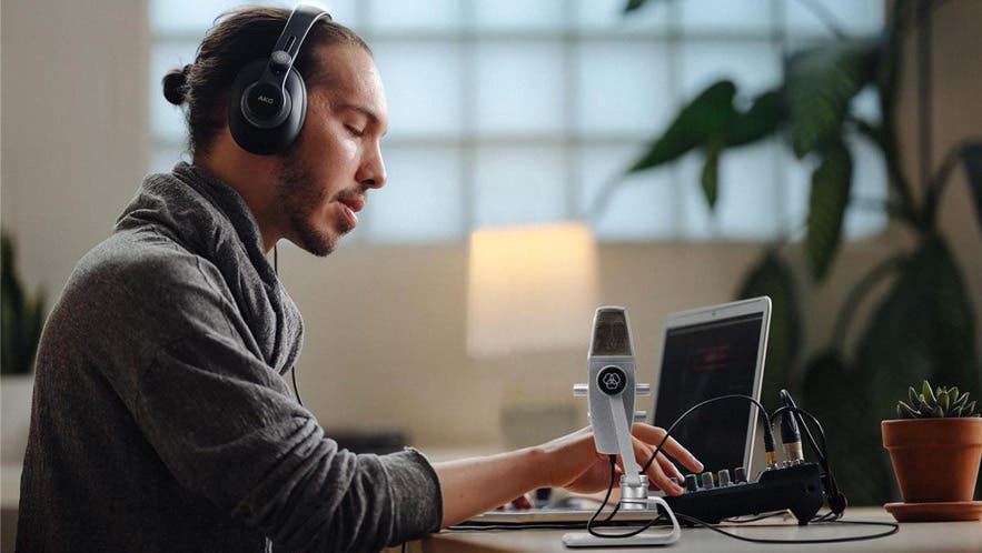 AKG Acoustics Podcaster Essentials Audio Production Toolkit