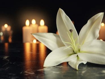 funeral memorial service candles flower