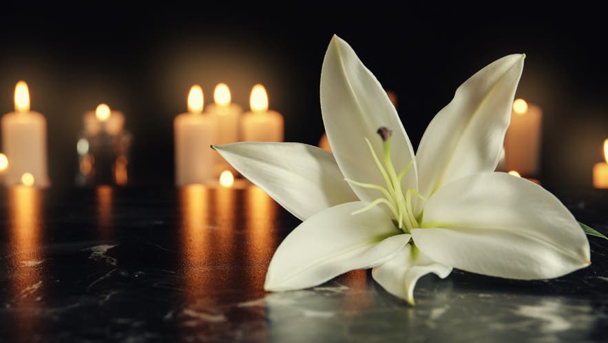 funeral memorial service candles flower
