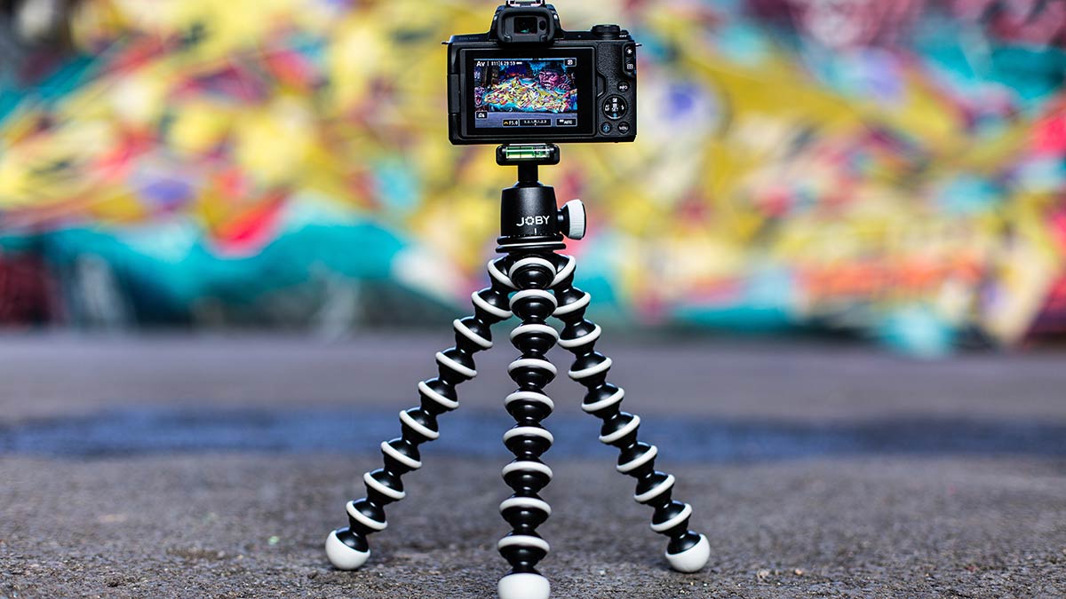 Includes Stand & BallHead with QR Plate 6.Lb Load Capacity Black/Charcoal/Red Joby Gorillapod 3K Pro Kit 