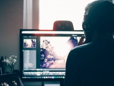 headphones for video editing