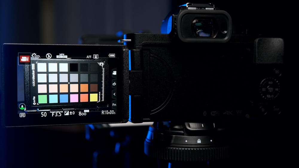 Panasonic LUMIX G100