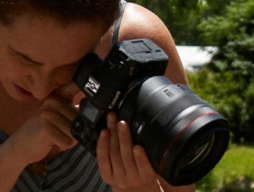 Lindsay Adler Canon EOS R5 review