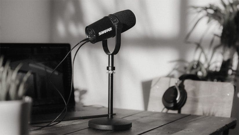 Shure MV7 USB Podcast Microphone - Black