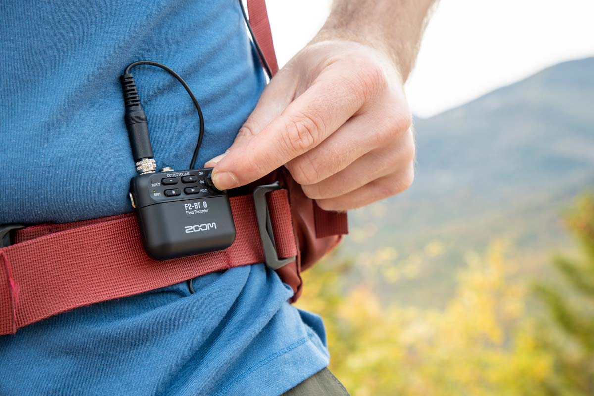 Zoom F2 Field Recorder clip on belt