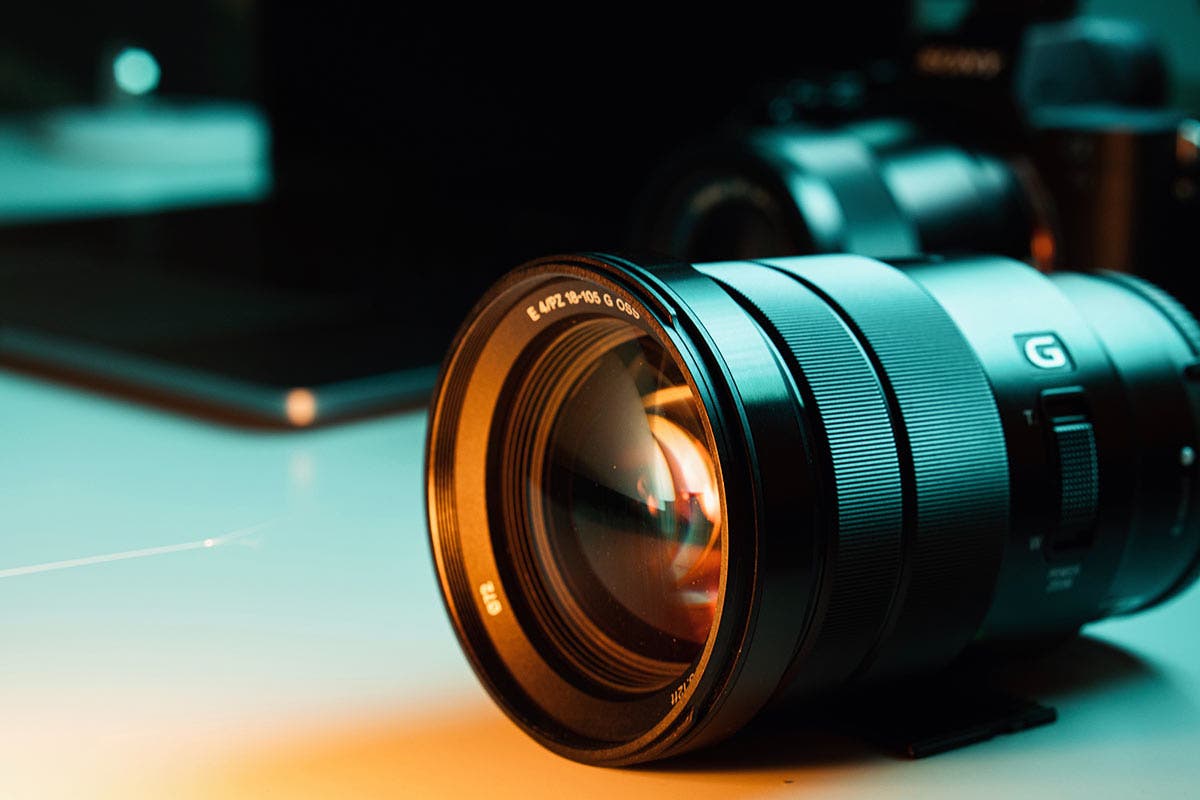 Best Sony Lenses for Mirrorless Cameras 42West