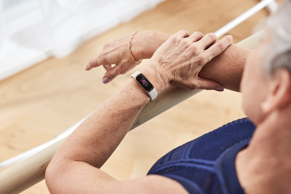 Fitbit Luxe fitness tracker