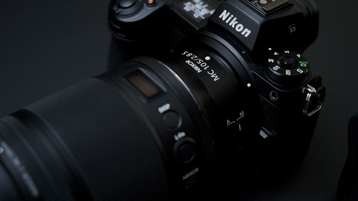 Nikon Z 105mm f/2.8 VR S Lens