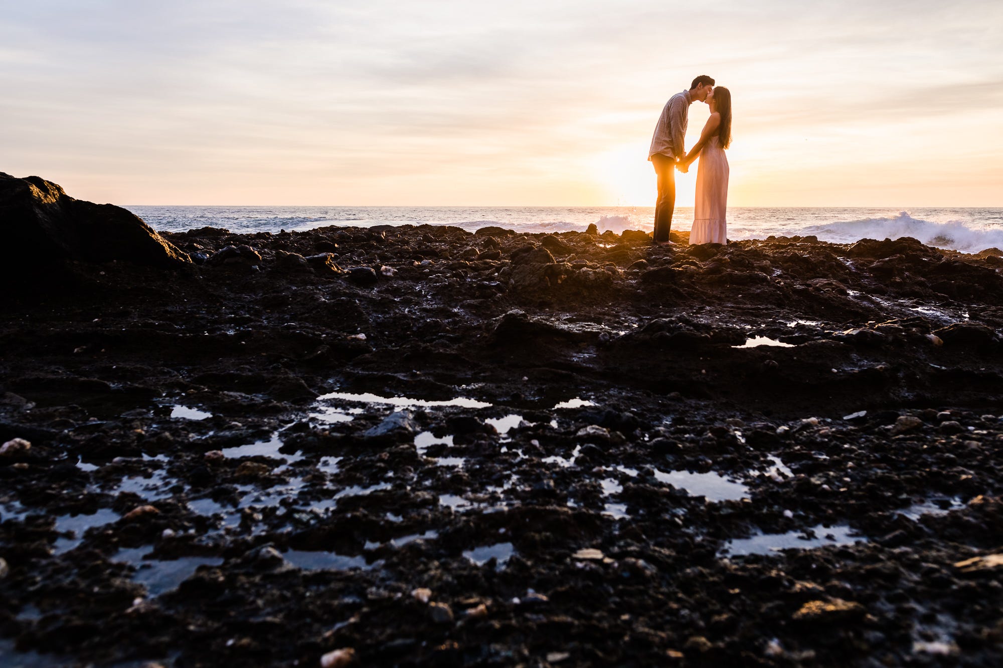 28 Beach Engagement Photos to Ensure an Everlasting Memory