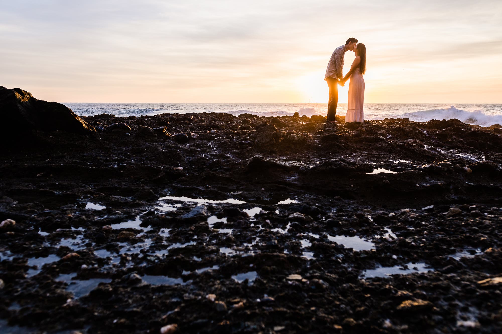 14 Posing Ideas for At-Home Engagement Photography | Photobug Community