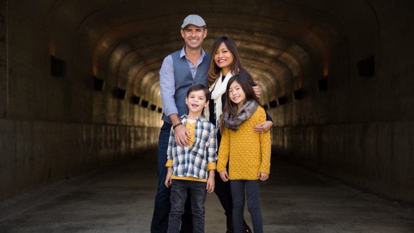 family portrait poses feature