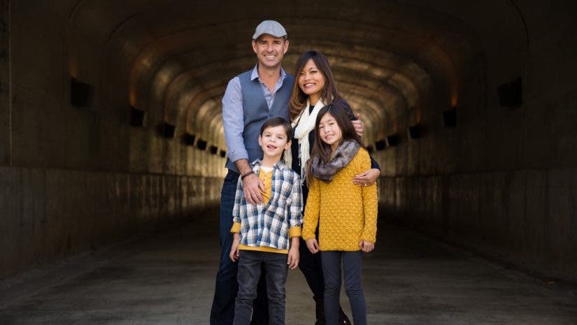 family portrait poses classic group shot