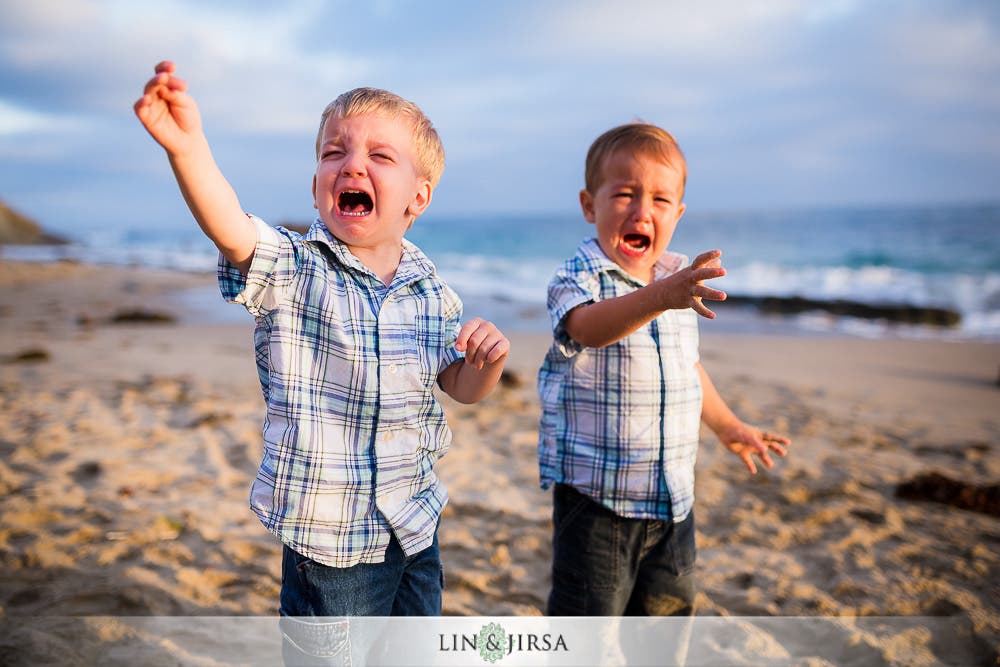 Blue and White Family Outfit Idea for Beach Photos | Pasha Belman