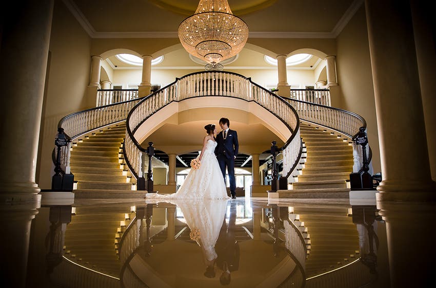 how to use symmetry in photography featured image