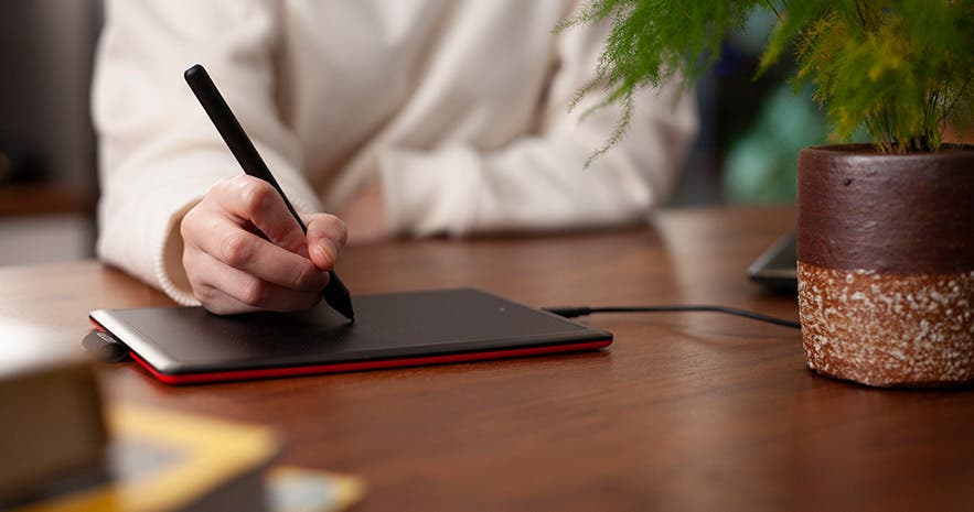 one by wacom tablet teacher