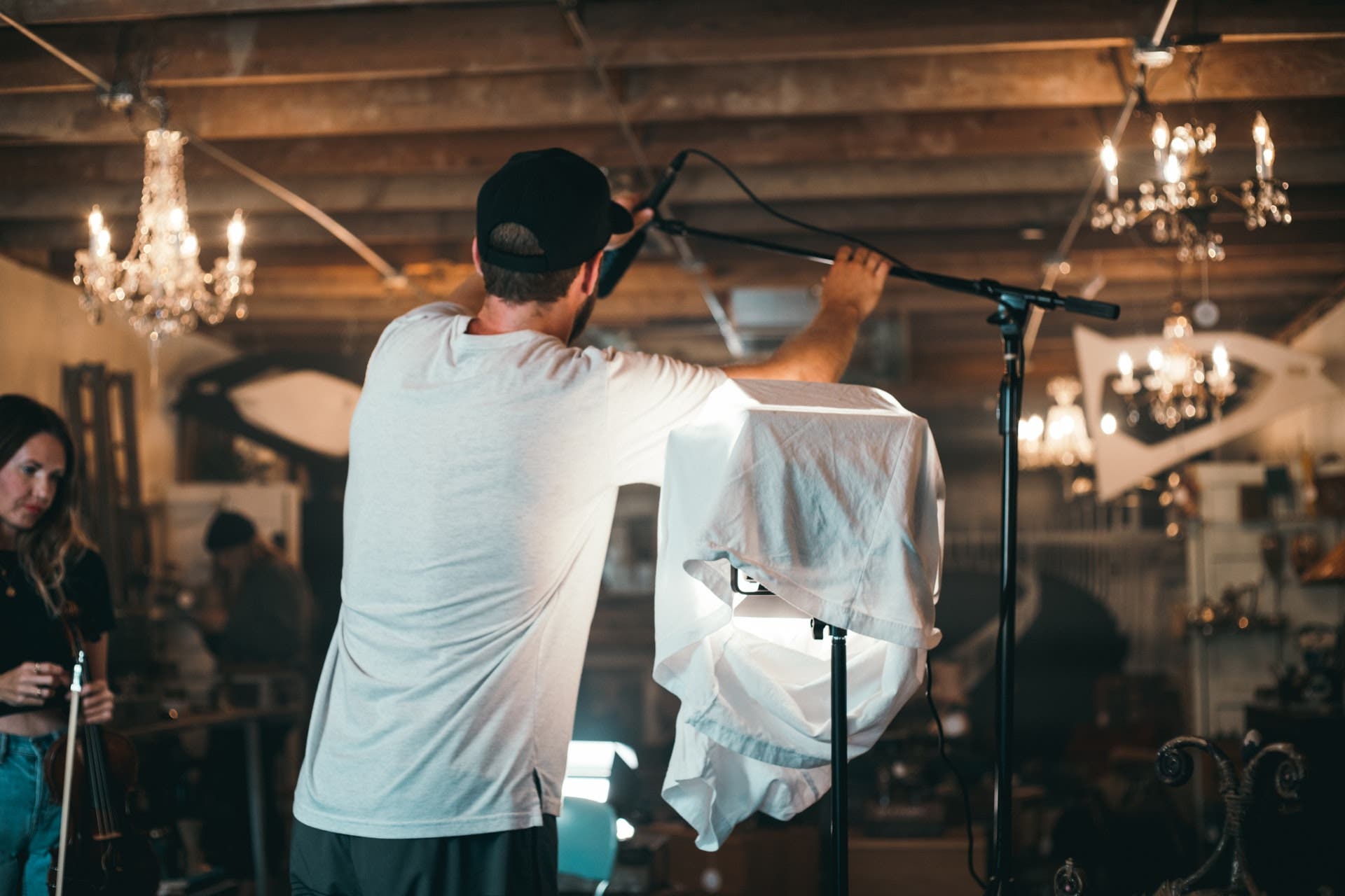 Shotgun Microphone vs Parabolic Microphone - 42West, Adorama