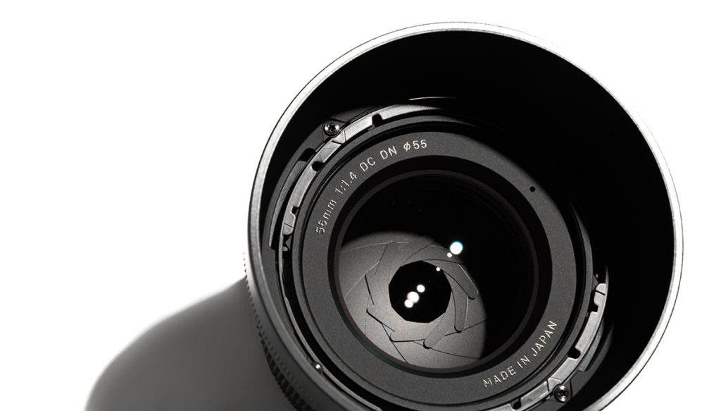 Sigma 56mm F1.4 Lens contemporary for fujifilm x series cameras