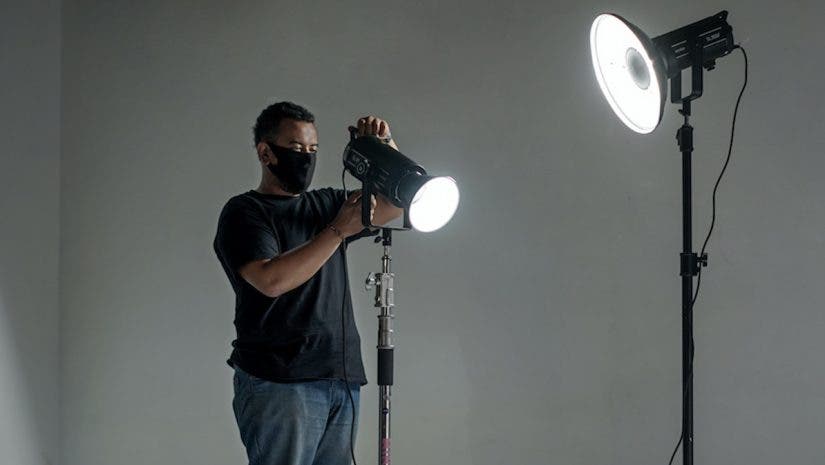 continuous lighting sources in photography studio