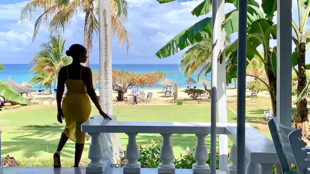 Mommy Vloggers can enjoy travel