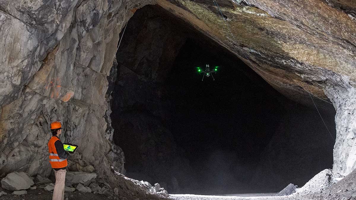 confined space drones, pilot flying drone into underground mine