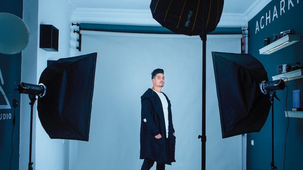 A Guide to Using Reflectors and Diffusers in Photography 42West