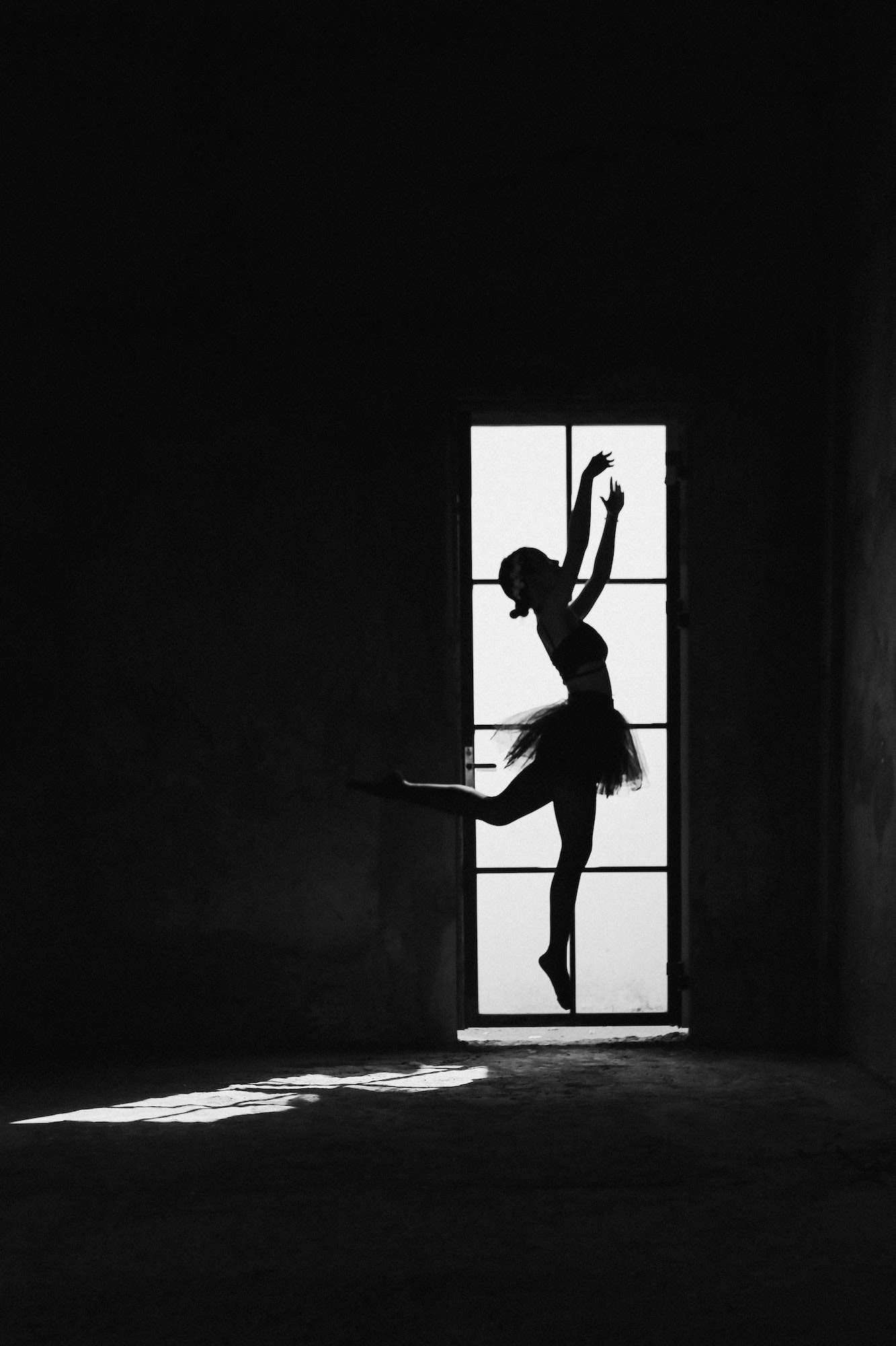 dance photography silhouette
