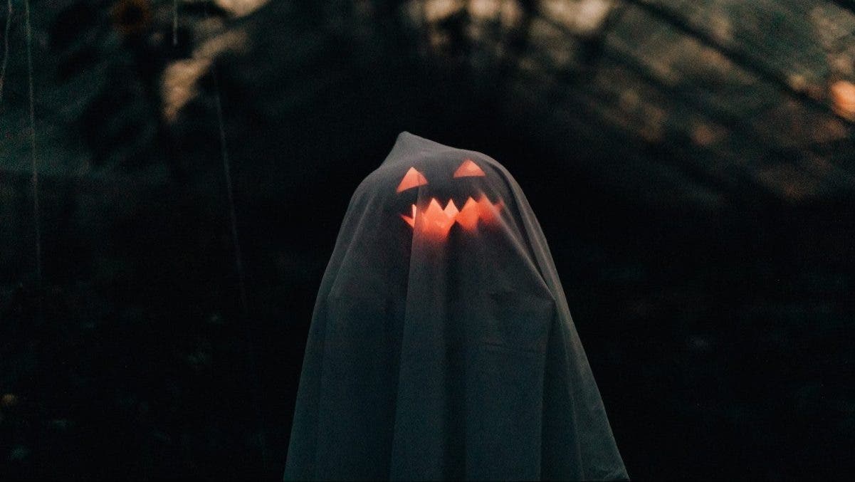 Halloween photography ghost feature
