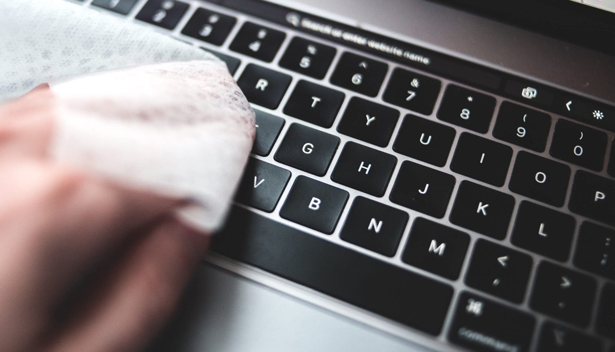 How to Properly Clean a Computer Keyboard 42West, Adorama