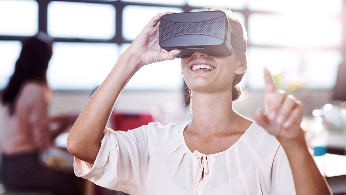 virtual reality in corporate training, woman with vr headset