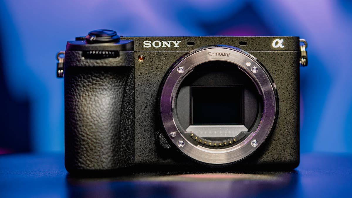 Sony Alpha a6700 Mirrorless Camera with E 18-135mm f/3.5-5.6 OSS Lens  ILCE6700M/B | Systemkameras