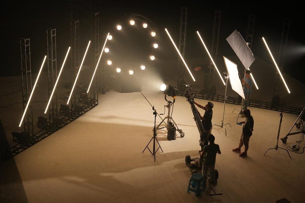 Godox Knowled MG2400BI light on set
